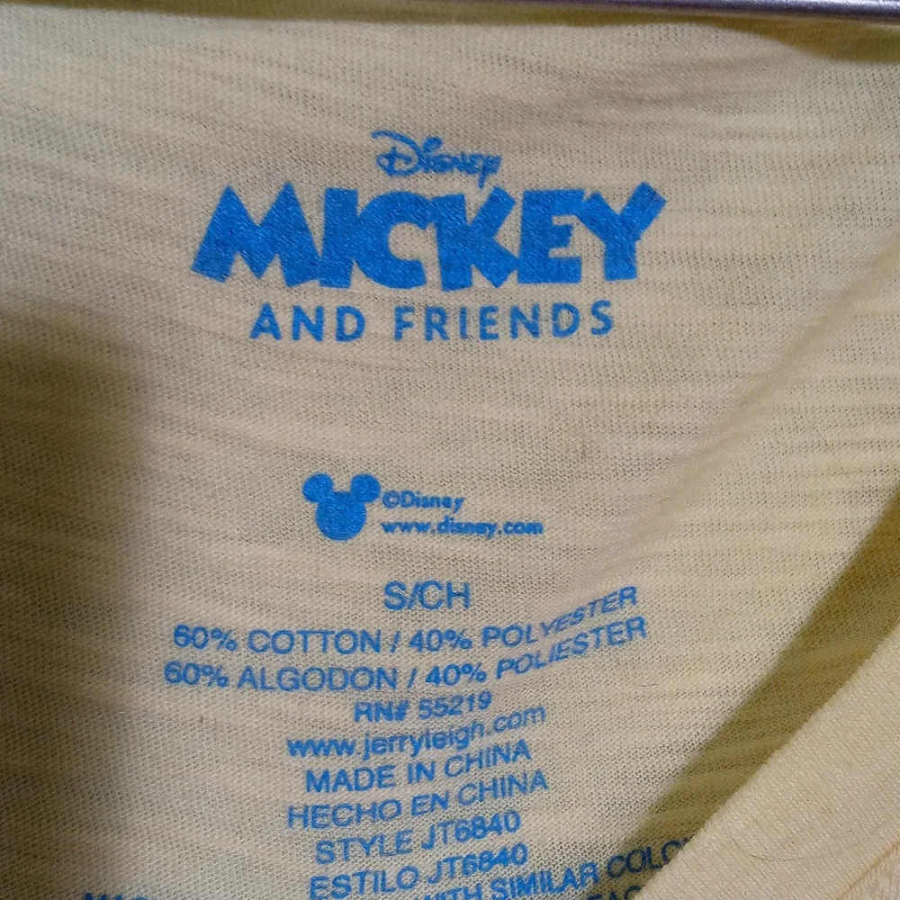Women's Disney Mickey and Friends soft yellow v neck Sm T-shirt ๐ - Picture 2 of 6